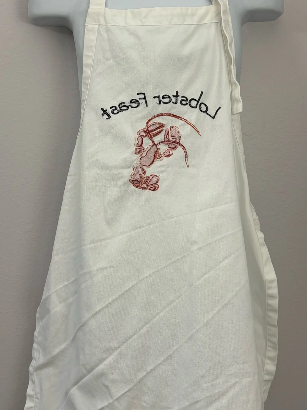 POTTERY BARN White w/ Red Lobster “Lobster Feast” Cotton Apron 30x25”